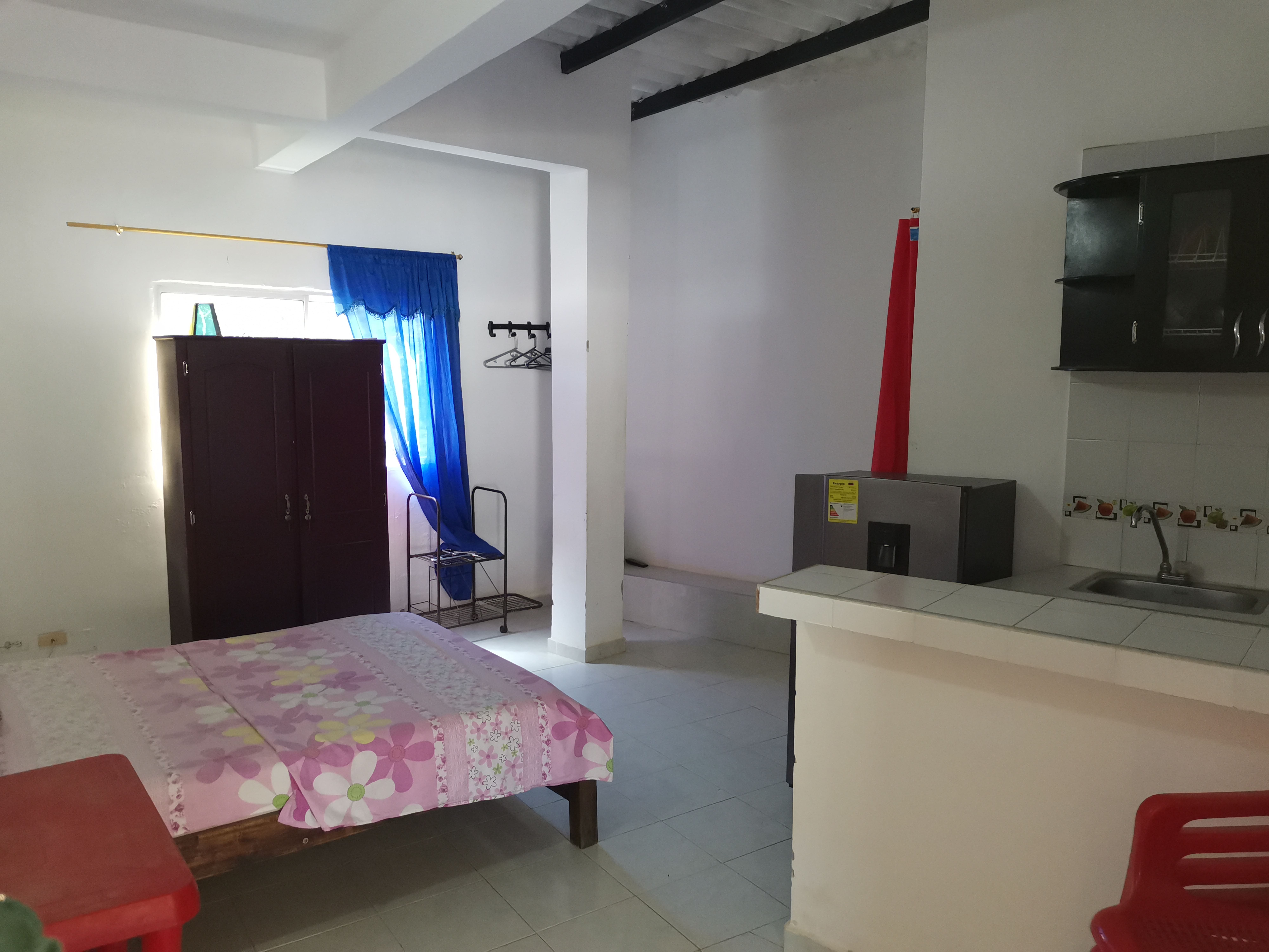 Habitación con ventilador en Casa Rubia